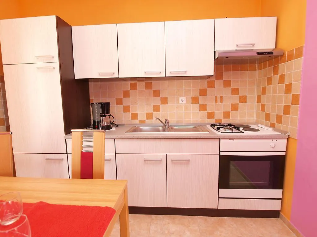 Apartments Stana 1020 Fazana Croatia