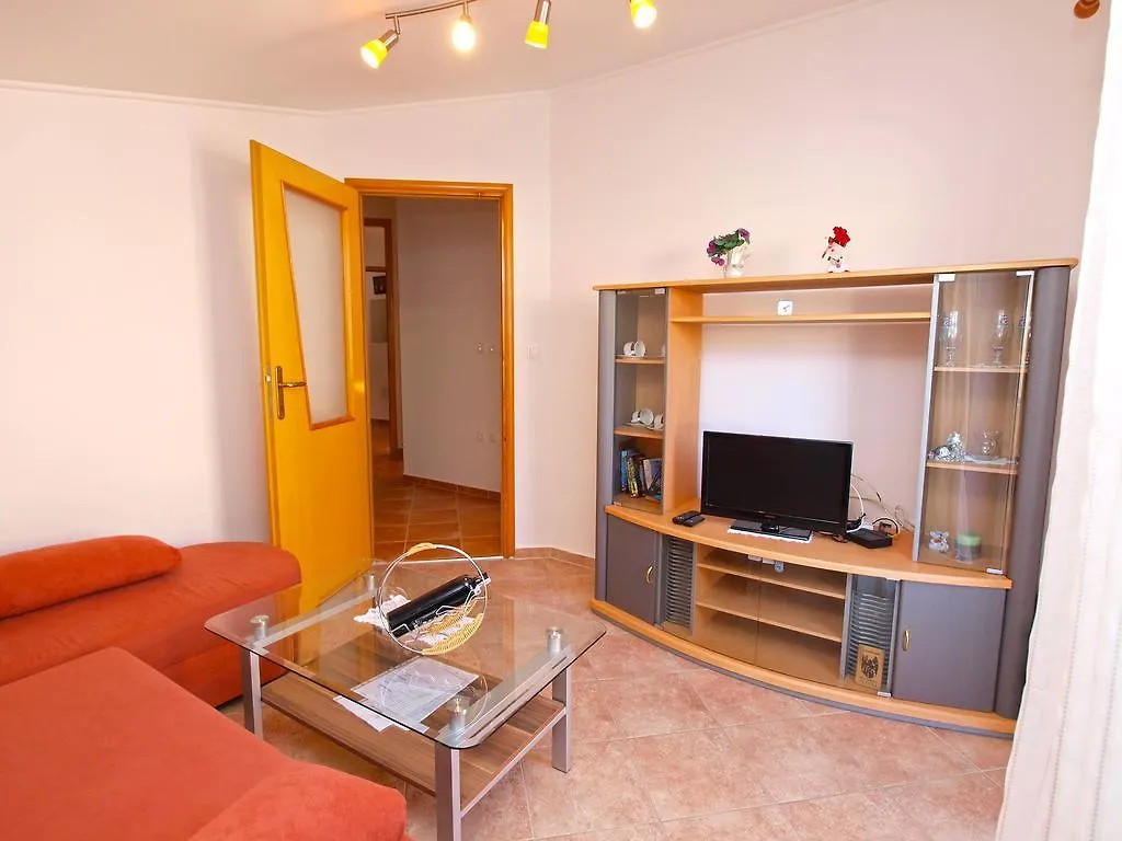 Apartments Stana 1020 Fazana Croatia